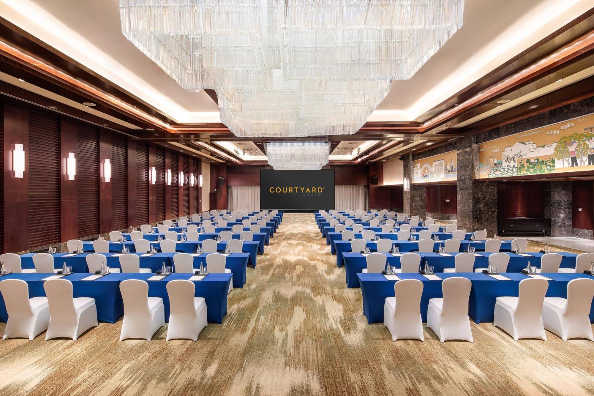 คอร์ตยาร์ด บาย แมริออท อู๋ซี ลีหู เลค Hotel ภายนอก รูปภาพ