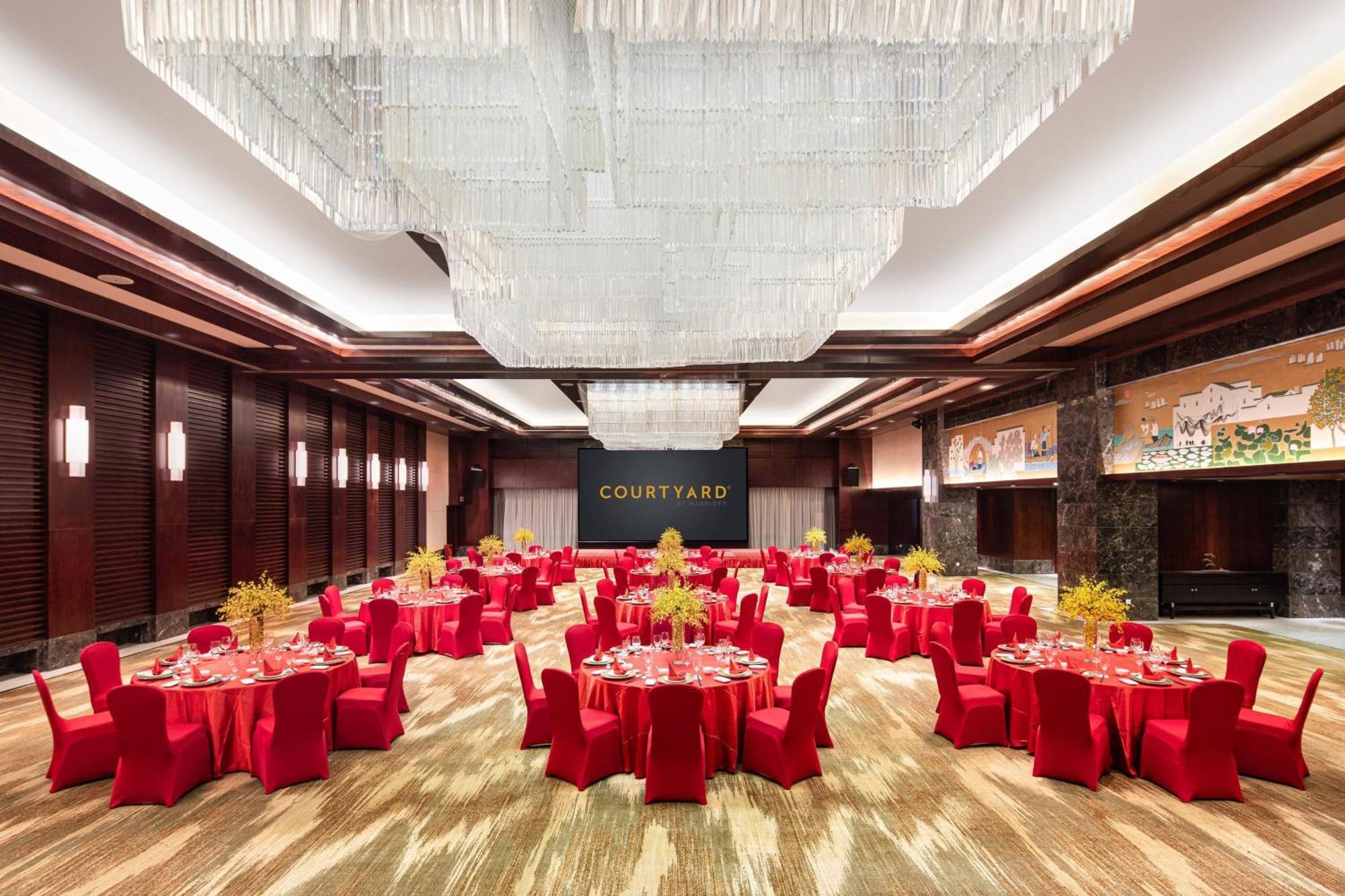 คอร์ตยาร์ด บาย แมริออท อู๋ซี ลีหู เลค Hotel ภายนอก รูปภาพ