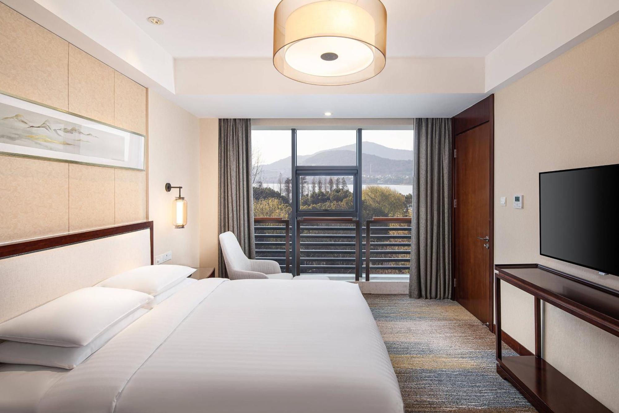 คอร์ตยาร์ด บาย แมริออท อู๋ซี ลีหู เลค Hotel ภายนอก รูปภาพ